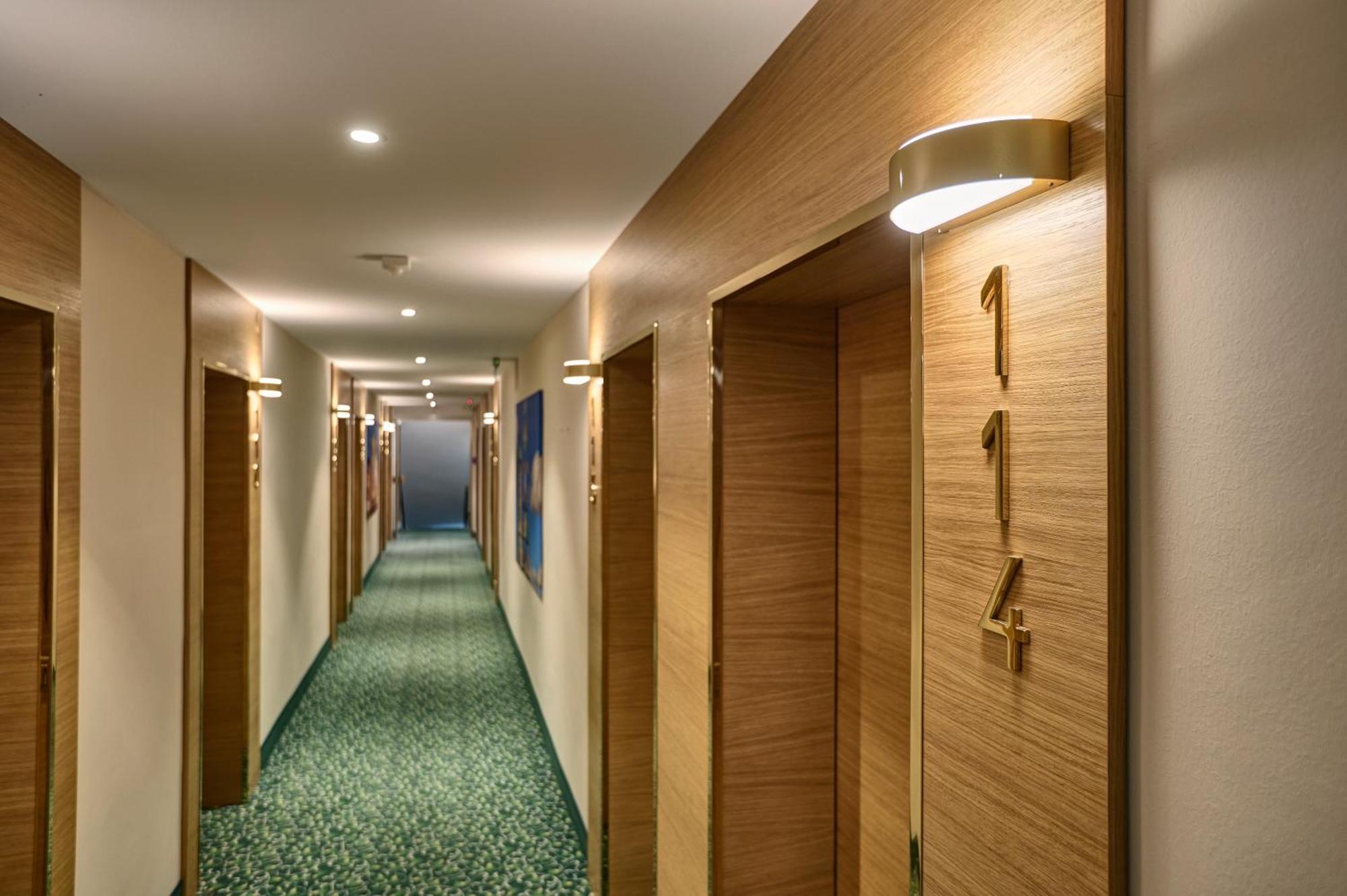 Hotel Mayer Germering Exterior photo
