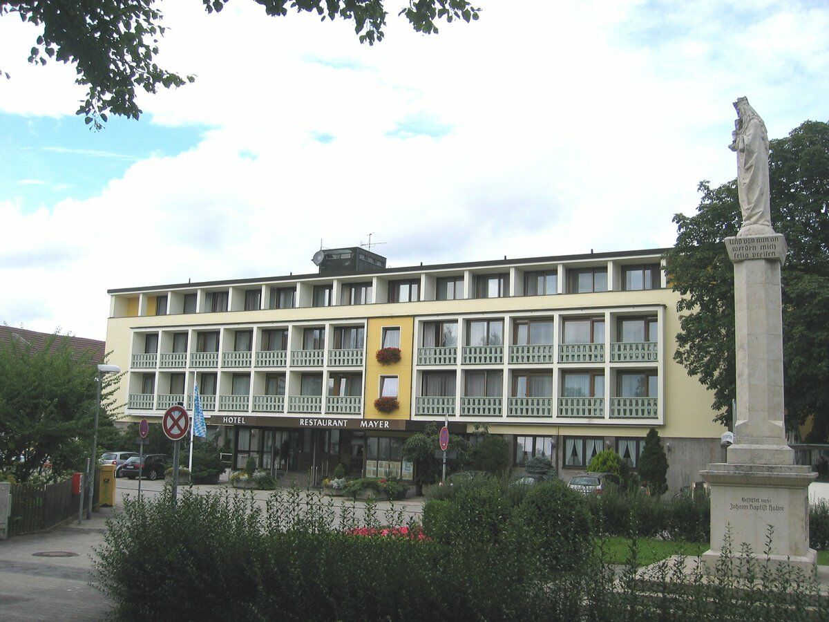 Hotel Mayer Germering Exterior photo